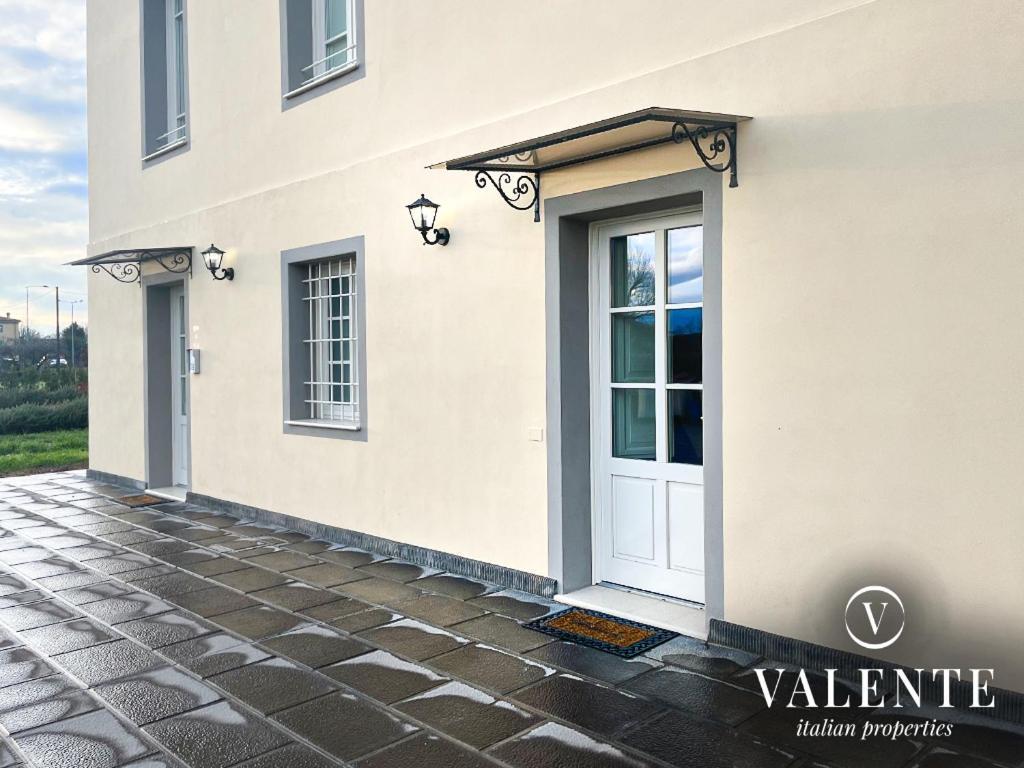 Villa Valente - Apartments Capannori Bagian luar foto